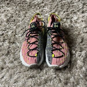 Nike Space Hippie 04